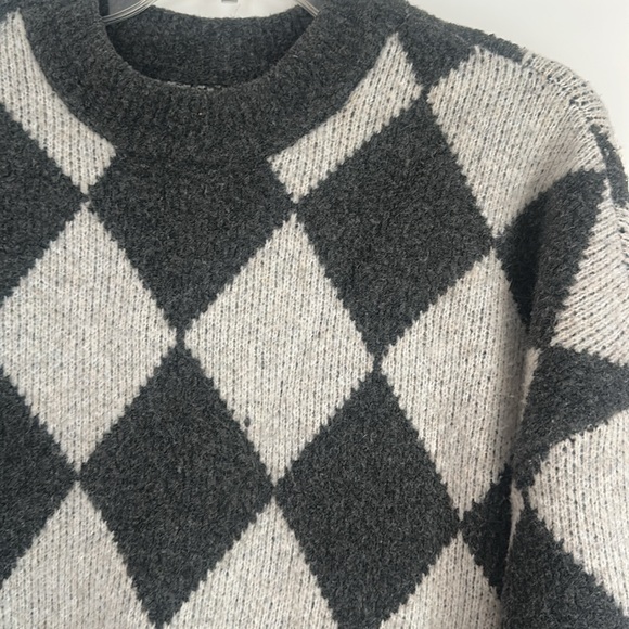 Abercrombie & Fitch Crewneck Sweater - Picture 2 of 7